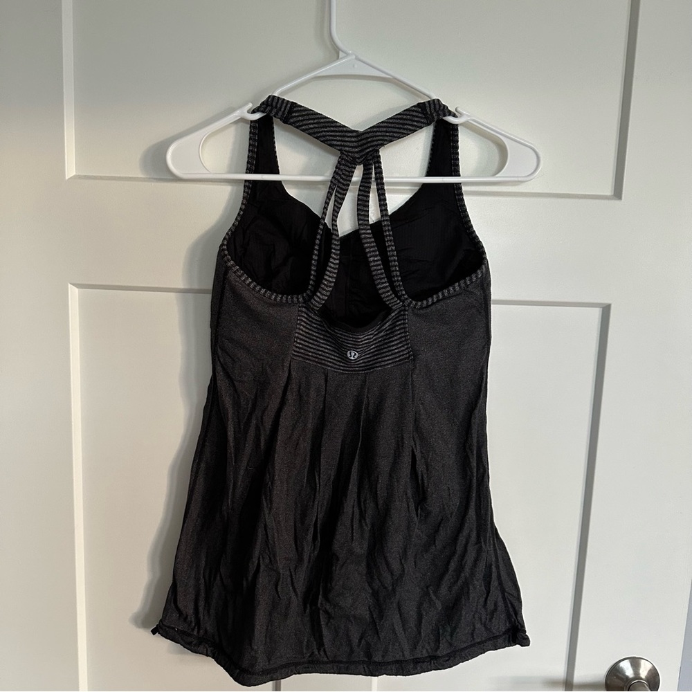 Lululemon top - Picture 2 of 2